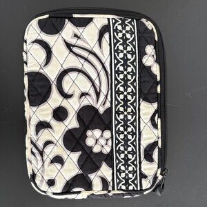 Vera Bradley Black and Cream Tablet Sleeve